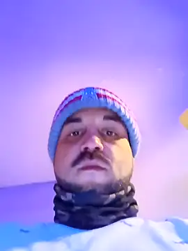 Snapshot of Jewfish420 chatting on December 23, 3:50 am Jewfish420 online show from December 23, 3:50 am