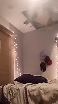 Snapshot of Jewfish420 chatting on December 27, 12:50 am Jewfish420 online show from December 27, 12:50 am