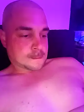 Snapshot of Jewfish420 chatting on March 12, 7:57 am Jewfish420 online show from March 12, 7:57 am