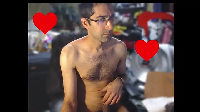 Snapshot of Gsmile1 chatting on February 4, 1:23 am Gsmile1 online show from February 4, 1:23 am