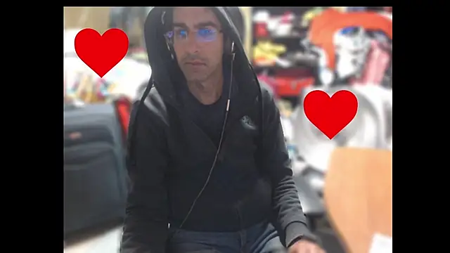 Snapshot of Gsmile1 chatting on February 11, 8:42 pm Gsmile1 online show from February 11, 8:42 pm