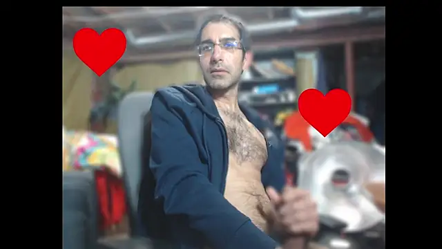 Snapshot of Gsmile1 chatting on February 23, 5:39 pm Gsmile1 online show from February 23, 5:39 pm