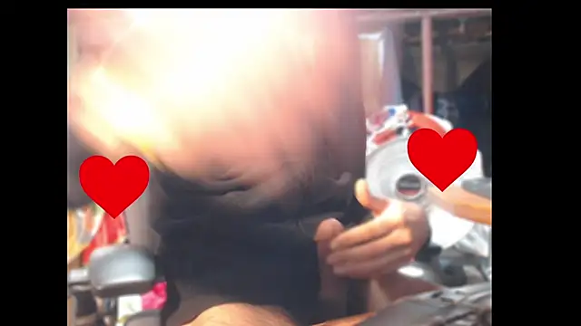 Snapshot of Gsmile1 chatting on March 22, 4:37 pm Gsmile1 online show from March 22, 4:37 pm