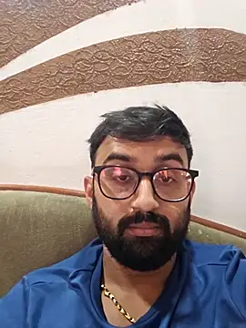 Snapshot of love4shownude chatting on March 18, 2:15 am love4shownude online show from March 18, 2:15 am