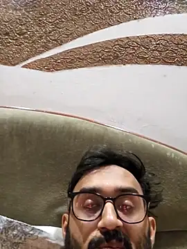 Snapshot of love4shownude chatting on March 23, 5:54 am love4shownude online show from March 23, 5:54 am