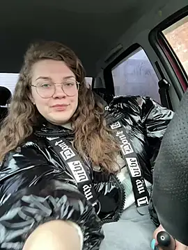 Snapshot of Sweet_Monro chatting on January 10, 7:04 am Sweet Monro online show from January 10, 7:04 am