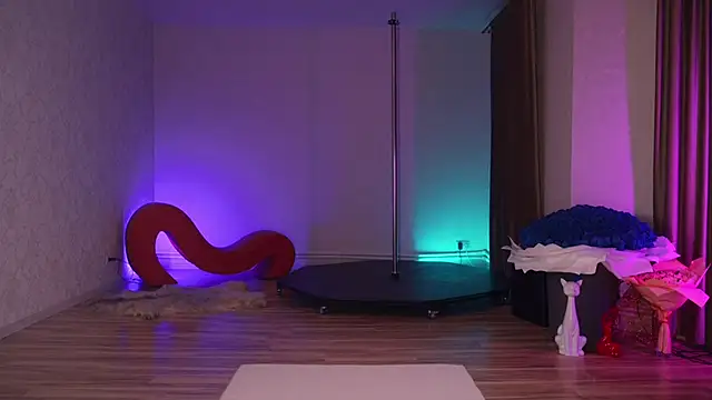 Snapshot of KittyCaitlin chatting on January 17, 8:56 pm KittyCaitlin online show from January 17, 8:56 pm