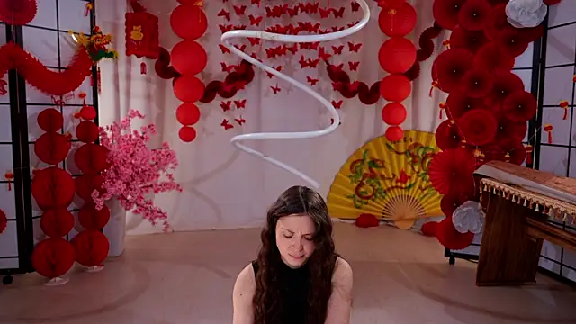 Snapshot of KittyCaitlin chatting on March 4, 5:41 pm KittyCaitlin online show from March 4, 5:41 pm