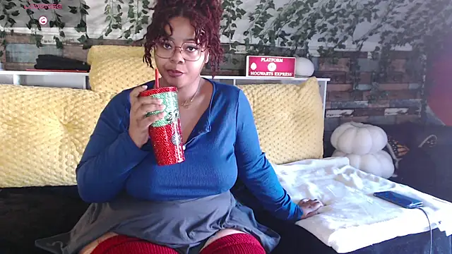 Snapshot of -khayaparker chatting on January 7, 2:30 pm -khayaparker online show from January 7, 2:30 pm