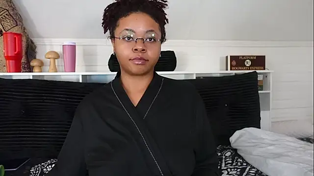 -khayaparker online show from December 19, 9:11 pm