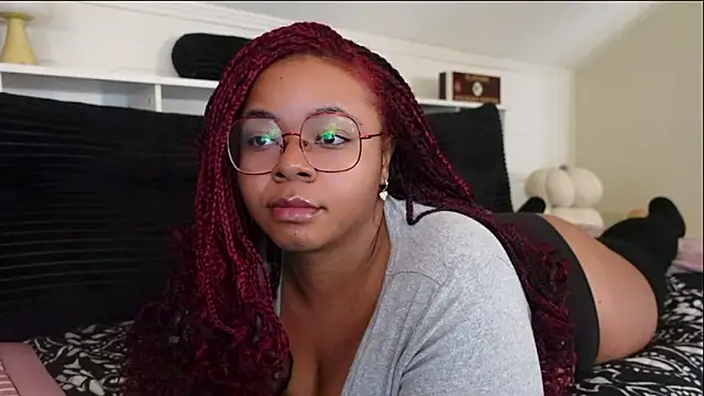 -khayaparker online show from March 16, 4:11 pm