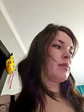 LazyTanukii online show from December 21, 6:31 am