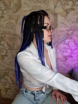 LazyTanukii online show from January 15, 8:41 am