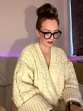 FemDom RubyKnightXXO online show from December 22, 2:25 pm