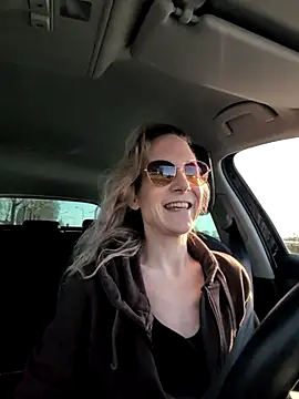 Snapshot of NaomiAndFriends chatting on March 7, 8:34 am NaomiAndFriends online show from March 7, 8:34 am