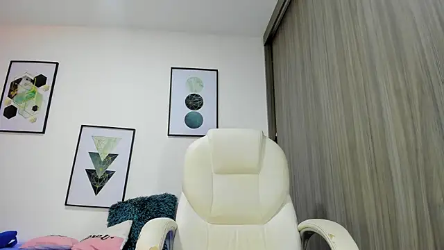 Snapshot of Paty37 chatting on May 4, 11:34 pm Paty37 online show from May 4, 11:34 pm