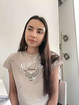 Snapshot of everybody_loves_pussy chatting on March 22, 8:15 pm everybody loves pussy online show from March 22, 8:15 pm