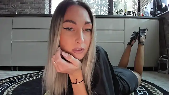 Snapshot of StarryHanna chatting on October 26, 1:28 pm StarryHanna online show from October 26, 1:28 pm