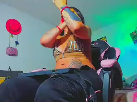 MARIANAWEED online show from March 18, 2:37 am