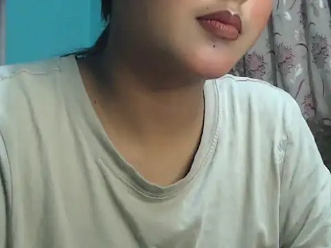 Snapshot of NancyRuvi chatting on October 13, 5:35 pm NancyRuvi online show from October 13, 5:35 pm