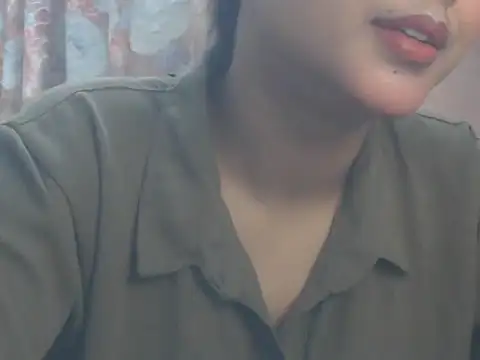 NancyRuvi online show from May 13, 2:58 pm