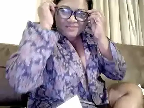 IndianDelia online show from September 25, 7:28 pm