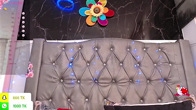 LAILAGUMMY online show from May 15, 3:19 pm