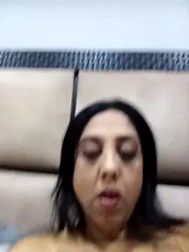 Snapshot of Mahi4luv chatting on March 8, 7:42 pm Mahi4luv online show from March 8, 7:42 pm