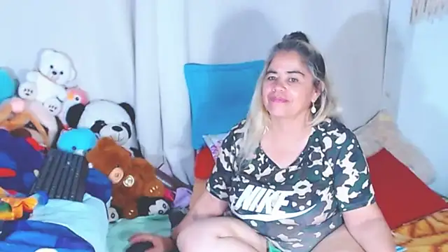 estrellita fugaz16x online show from October 3, 1:57 am