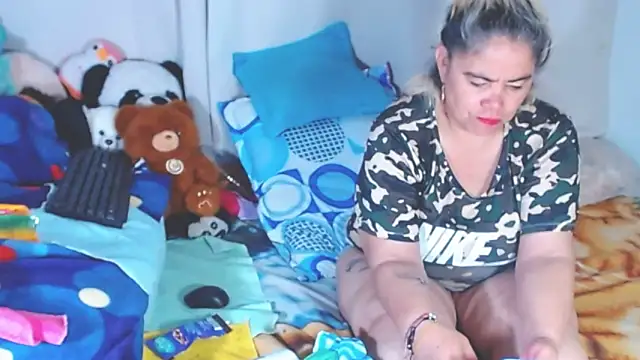 estrellita fugaz16x online show from October 7, 3:58 am