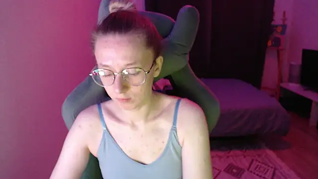 AnabelFrel online show from September 14, 12:21 am