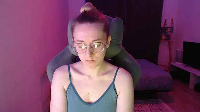 AnabelFrel online show from November 9, 1:15 am