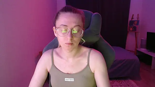 AnabelFrel online show from November 13, 1:15 am