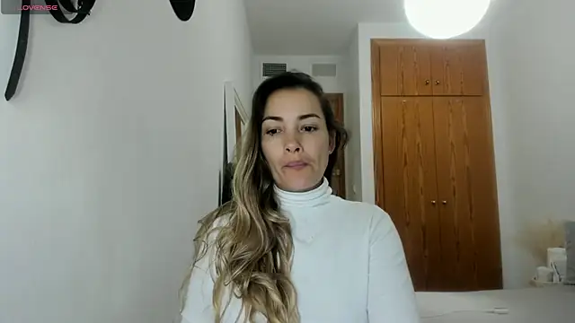 NiaStone online show from January 23, 6:49 am
