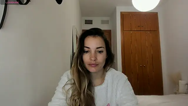 NiaStone online show from January 27, 6:52 am