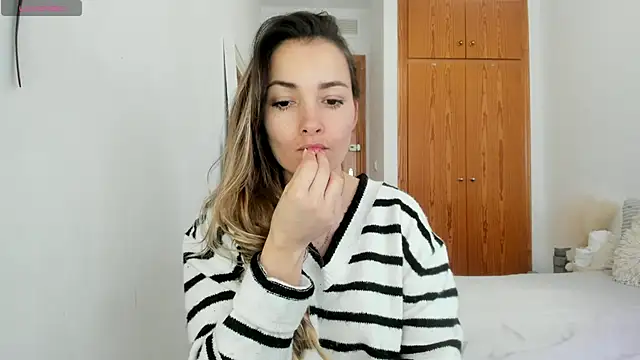NiaStone online show from February 27, 7:44 am