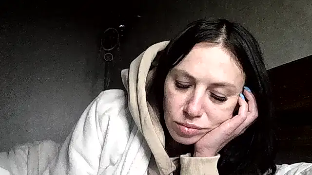 JulianaGold1 online show from February 9, 4:55 pm