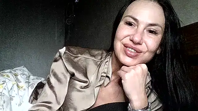 JulianaGold1 online show from March 29, 6:52 pm