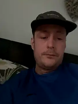 Snapshot of jackdnb chatting on November 30, 8:07 am jackdnb online show from November 30, 8:07 am