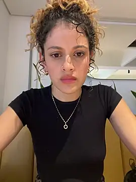 alana15 online show from December 22, 6:59 pm