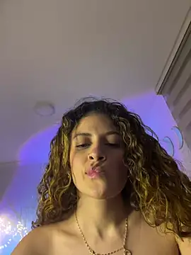 alana15 online show from December 26, 12:25 am
