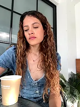 alana15 online show from October 20, 9:26 pm