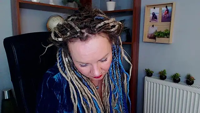 Snapshot of KayaMagic chatting on February 24, 6:26 pm KayaMagic online show from February 24, 6:26 pm