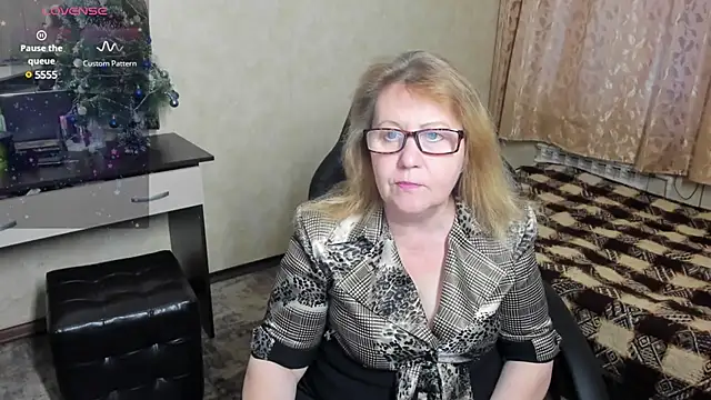 Frau Marta online show from January 12, 1:05 pm