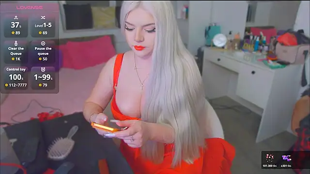 ParadiseRose online show from May 15, 1:34 am