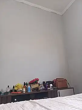 vivifernades online show from October 3, 10:01 am