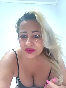 vivifernades online show from November 7, 10:04 am