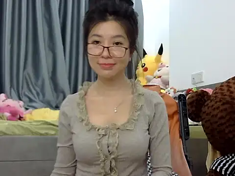 Snapshot of Cute_Ruby01 chatting on December 10, 4:38 pm Cute Ruby01 online show from December 10, 4:38 pm