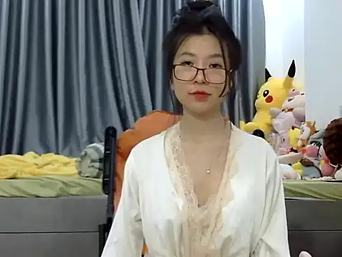 Snapshot of Cute_Ruby01 chatting on December 16, 12:27 pm Cute Ruby01 online show from December 16, 12:27 pm