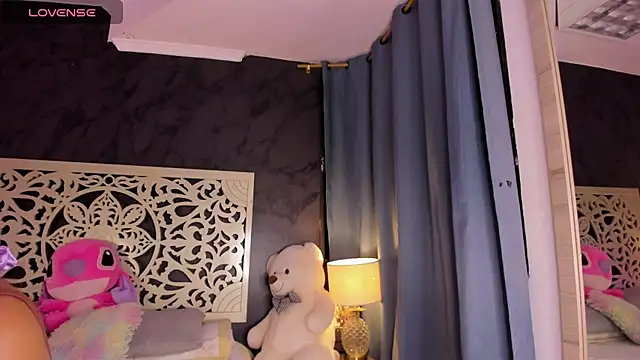 Vivi prinncess online show from May 16, 11:14 pm